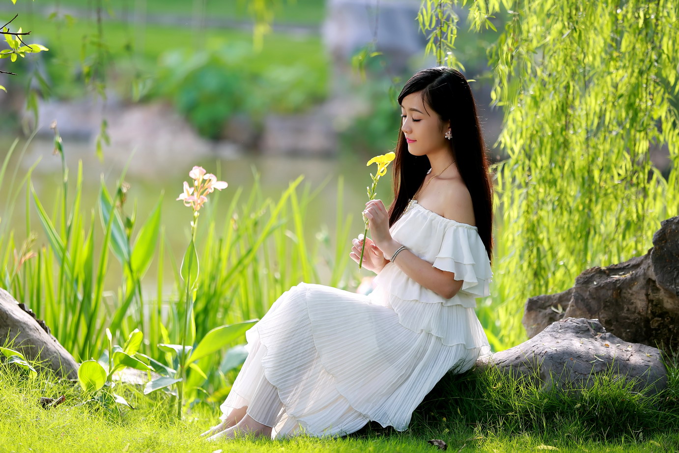 享受明媚春光04.jpg
