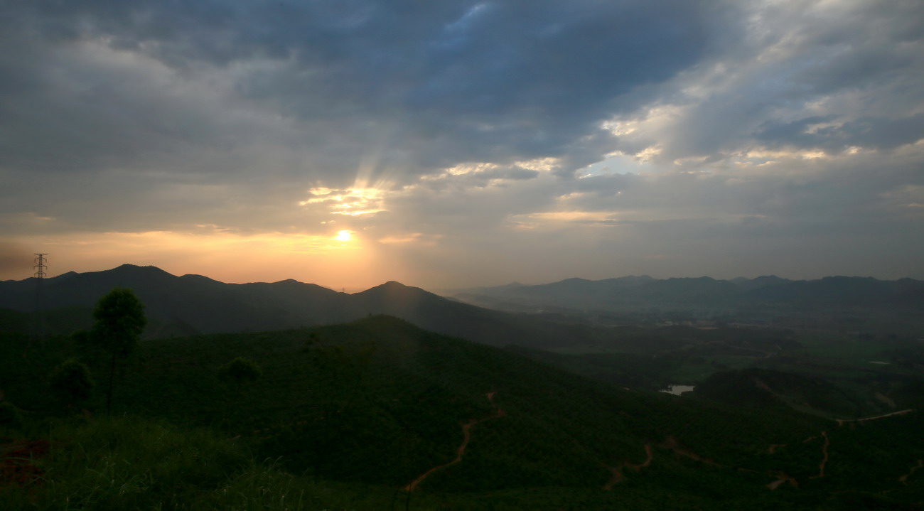日出风光15（缩放）.jpg