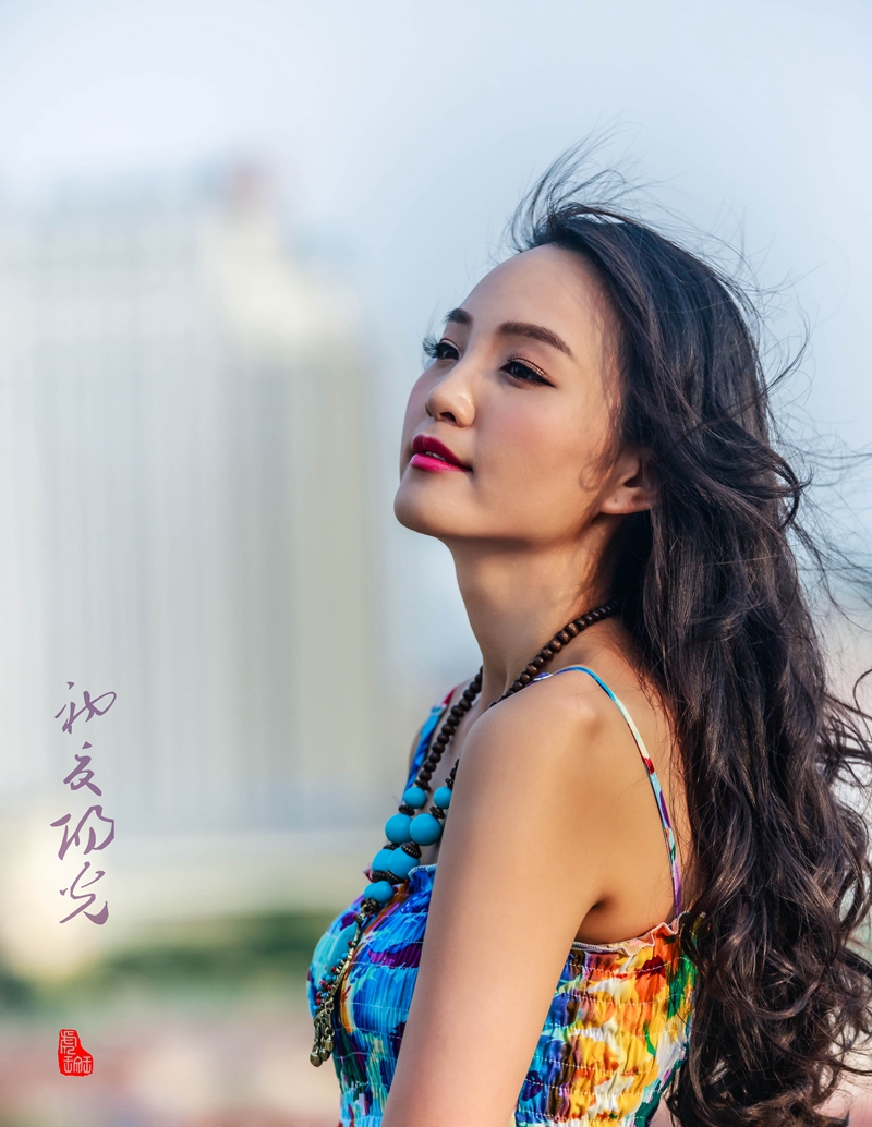 阳光女孩-2_副本.jpg