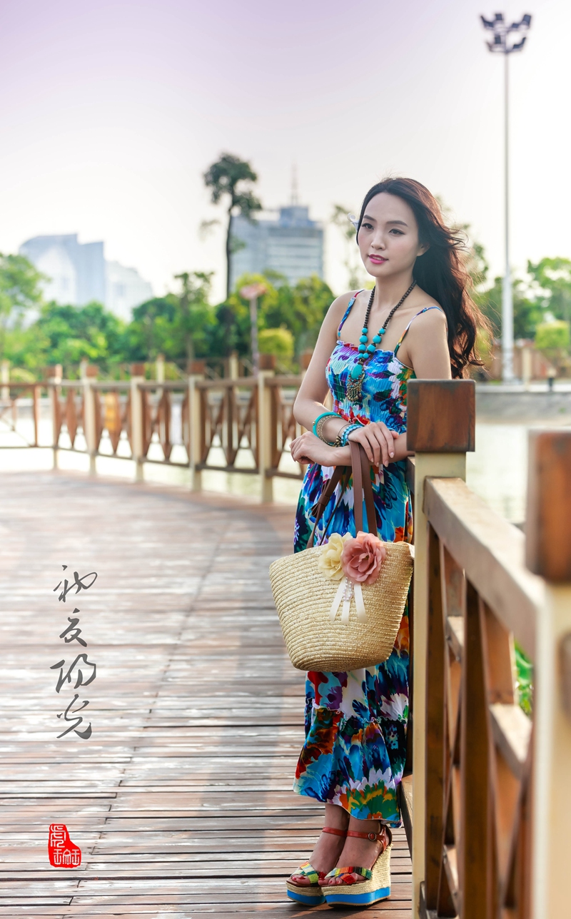 阳光女孩-6_副本.jpg