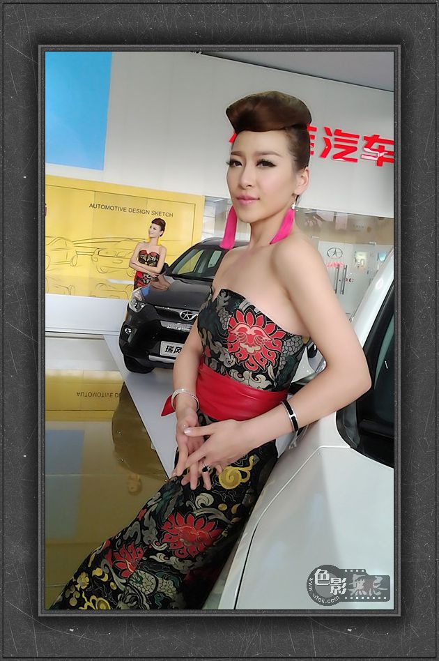 2113672_13885973433_副本.jpg