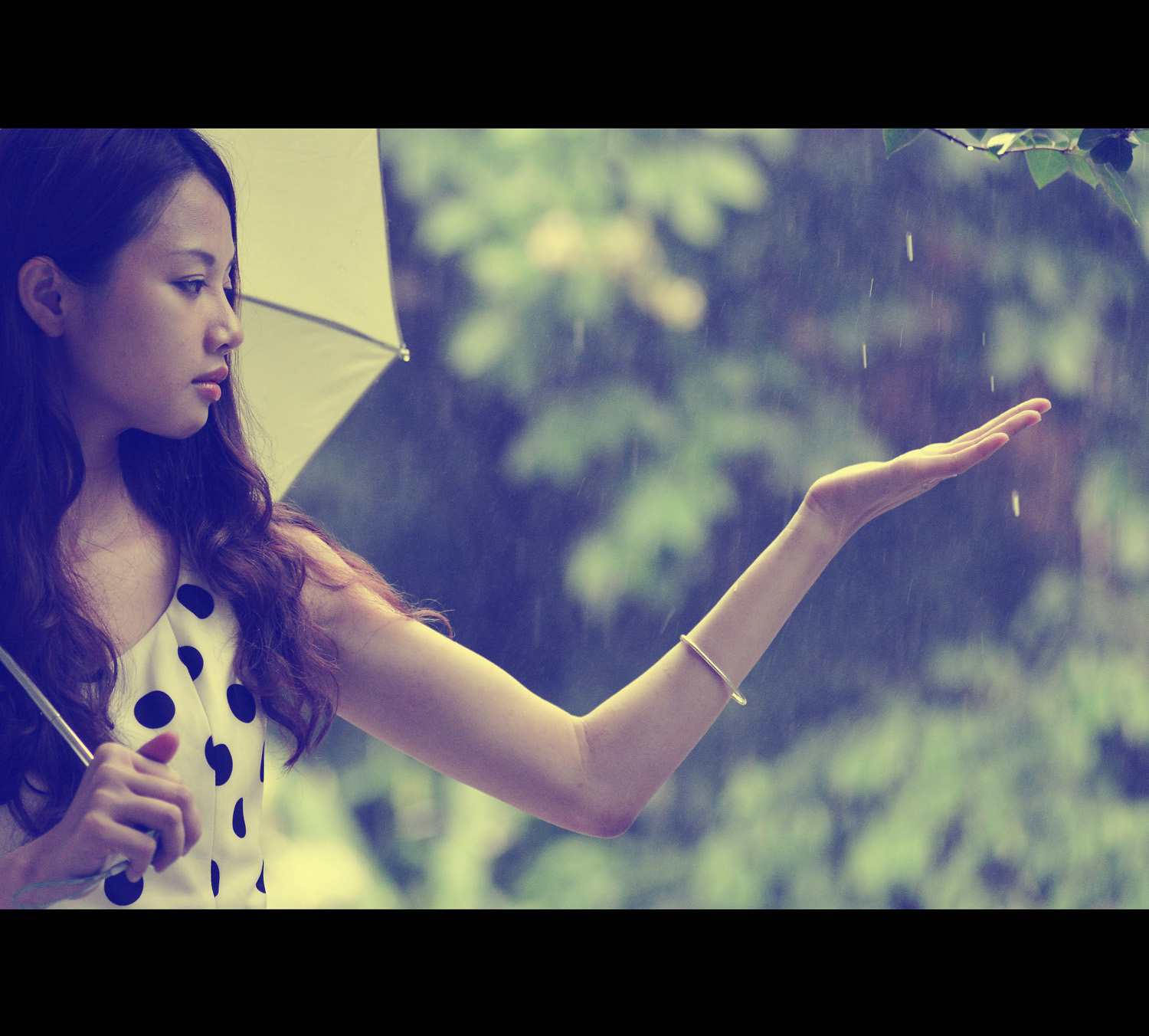 在雨中-1.jpg