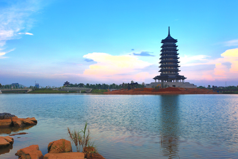 五象湖晚霞 (2).jpg