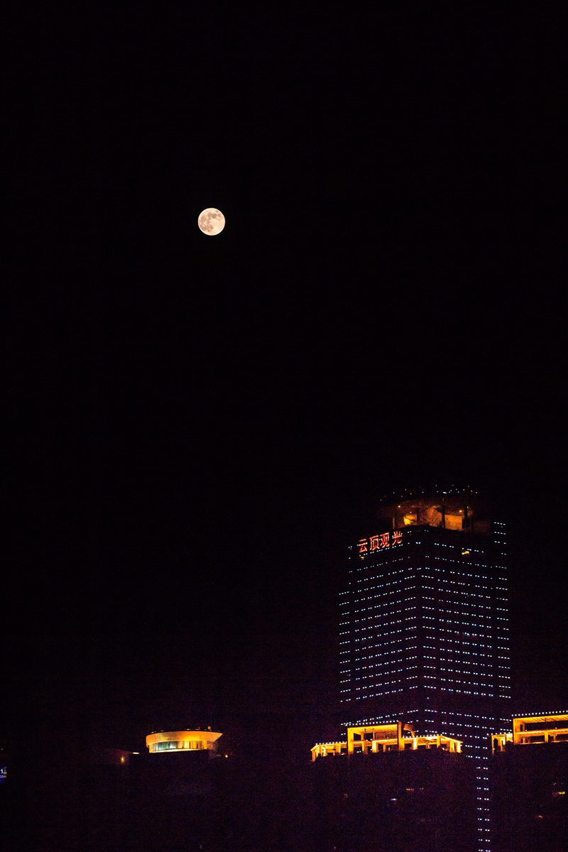 2014-9-9月亮-6_副本.jpg