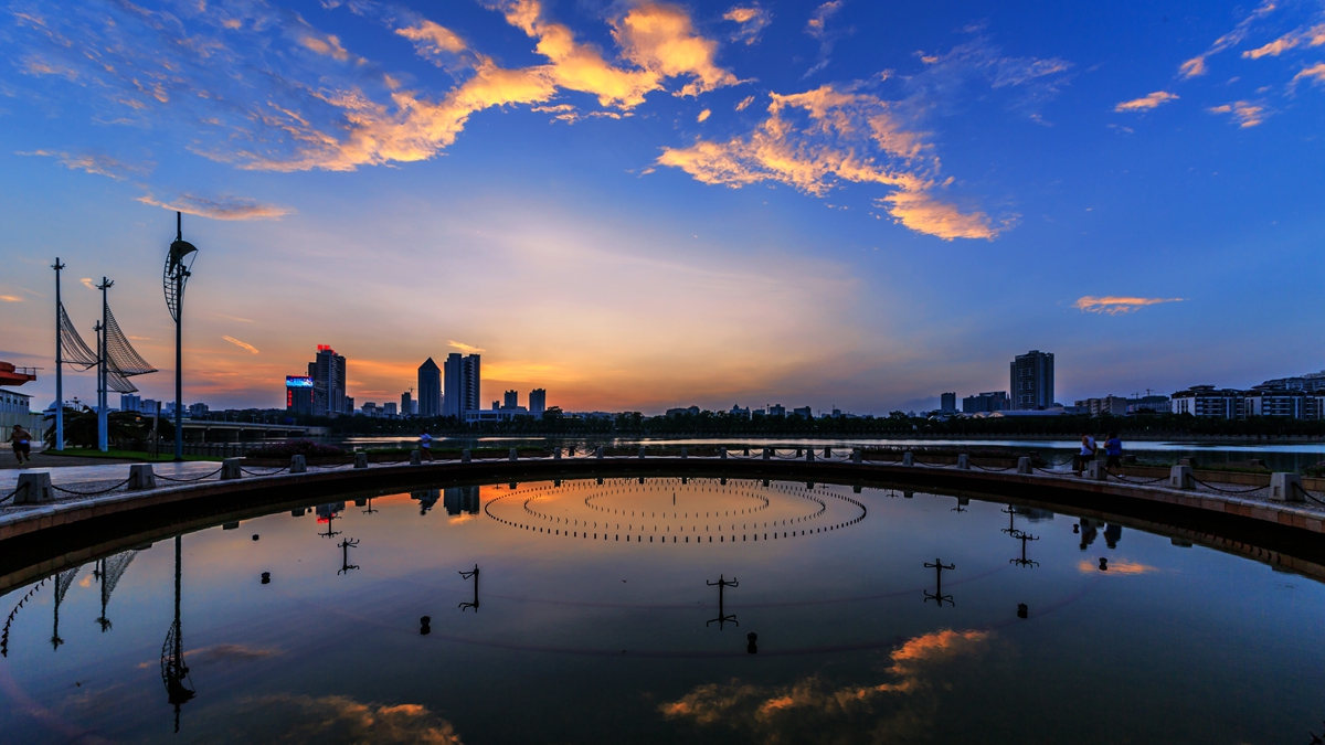 2014-9-9南湖晚霞-4_副本.jpg