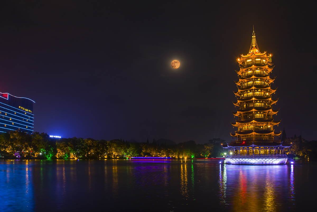 金银塔八月十七夜3.jpg