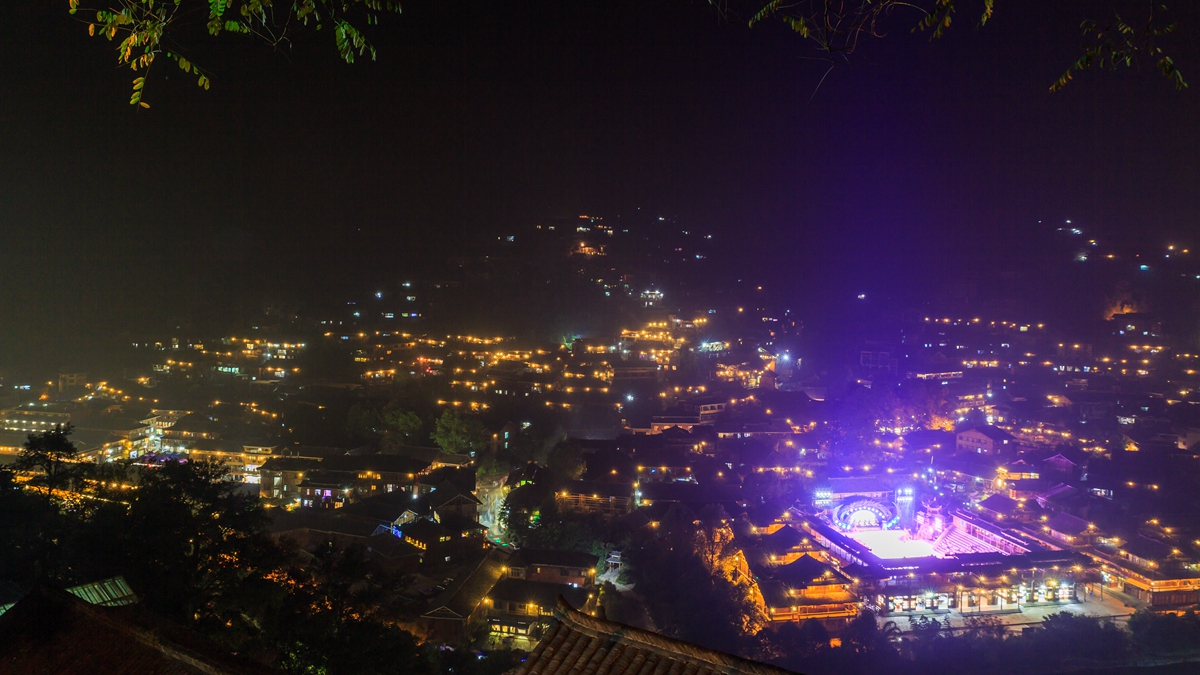 苗寨夜景-5_副本.jpg