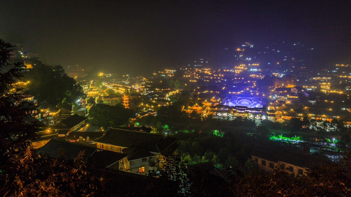 苗寨夜景-8_副本.jpg