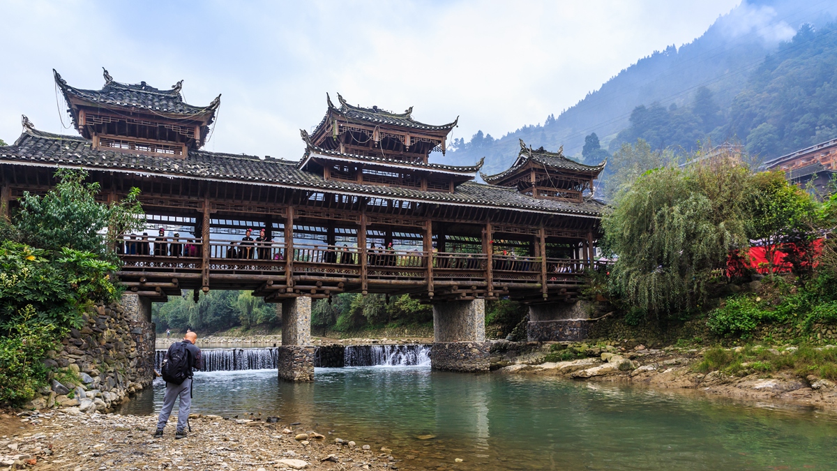 苗寨风雨桥-3_副本.jpg