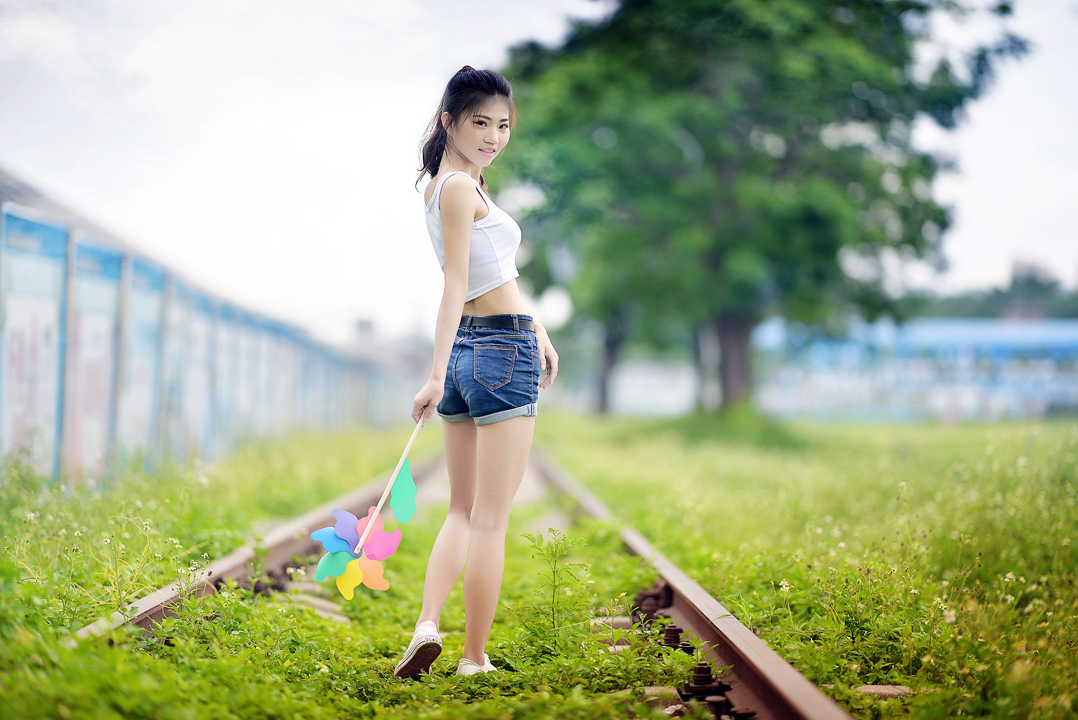 风车女孩－2.jpg