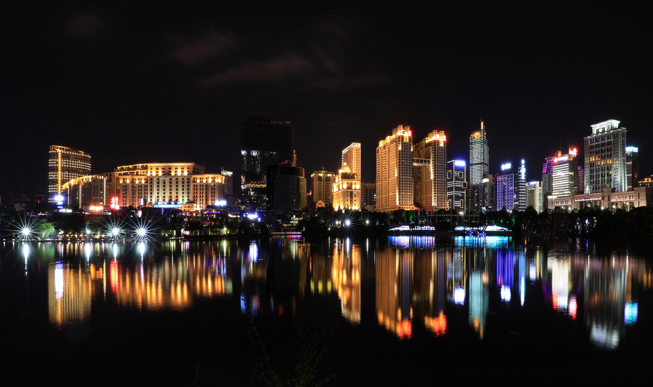民歌湖之夜 (2).jpg