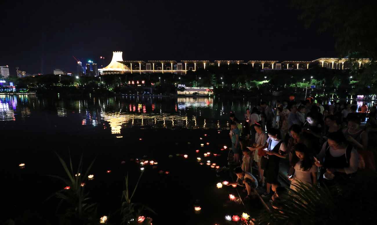民歌湖之夜 (5).jpg