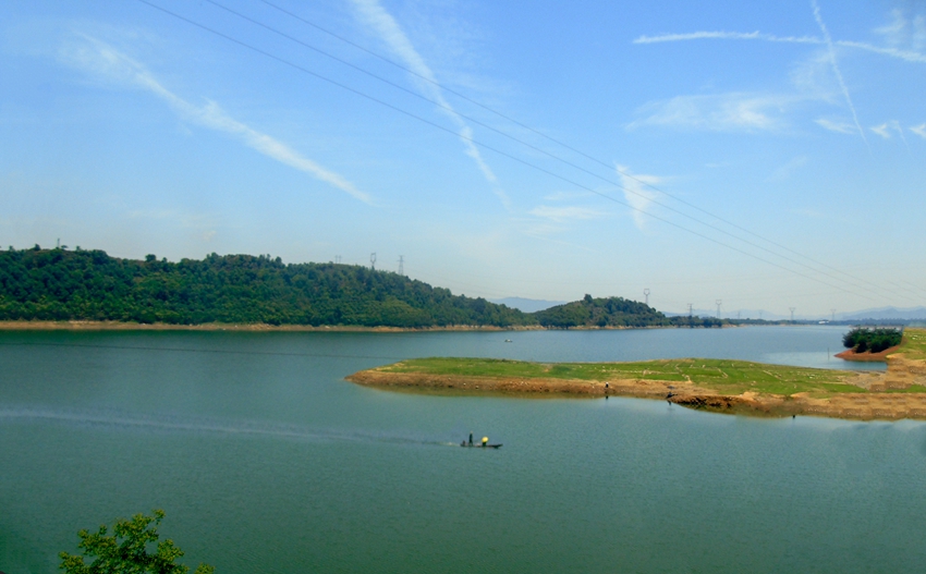 DSC00417澄碧湖之春.jpg
