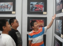 南宁市滨湖路小学参观青秀区中小学艺术节师生摄影作品展