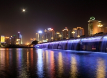南湖老掉牙的风景