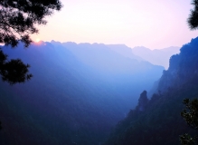大明山风光————独秀暮色观神女————