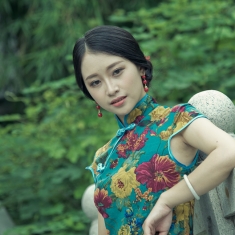 【花开不败】韵.旗袍--8.8狮山公园外拍作业出镜：小婕