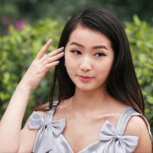 柔和光影春姑娘...
