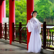 红房美女