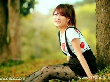 Photoshop调出树林美女图片甜美的黄绿色