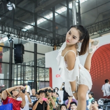 车展上的钢管舞