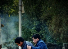 你看这车是怎样启动的，嘻嘻