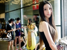 如何在展会现场拍好模特