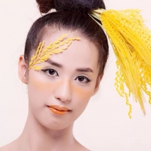 播音主持演员模特小莫