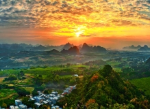 大化景山日出