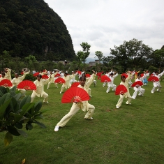 养生太极进古镇