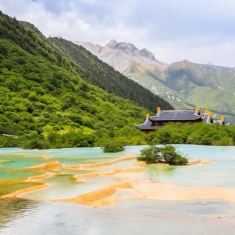 九寨沟地震次日的黄龙景区