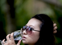 碧水秀色