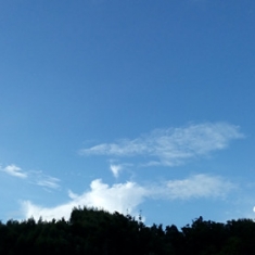 傍晚白云