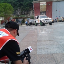 【随手拍】赛车场见到的香港卫视记者