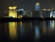 南湖东岸（北段）夜景全景（六幅拼接）