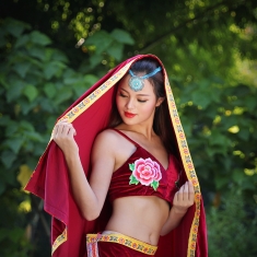 金秋女神...