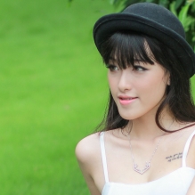 金花茶公园群拍美女
