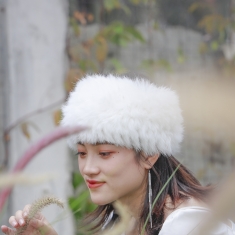 狗尾巴与美女