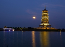 中秋明月映象湖
