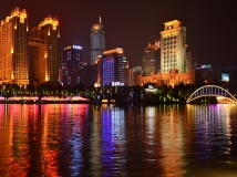 再发两张夜景