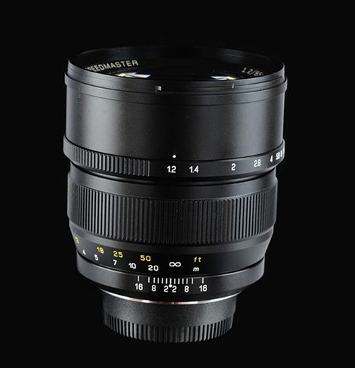 纯国产器材？中一发布手动85mm F1.2镜头