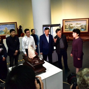 庆祝自治区成立60周年 • 2018广西艺术作品展览在广西美术馆开幕